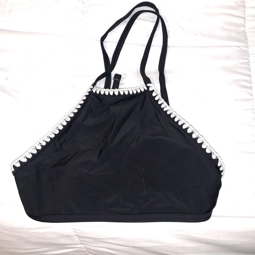 Aerie black and white bikini top size XS